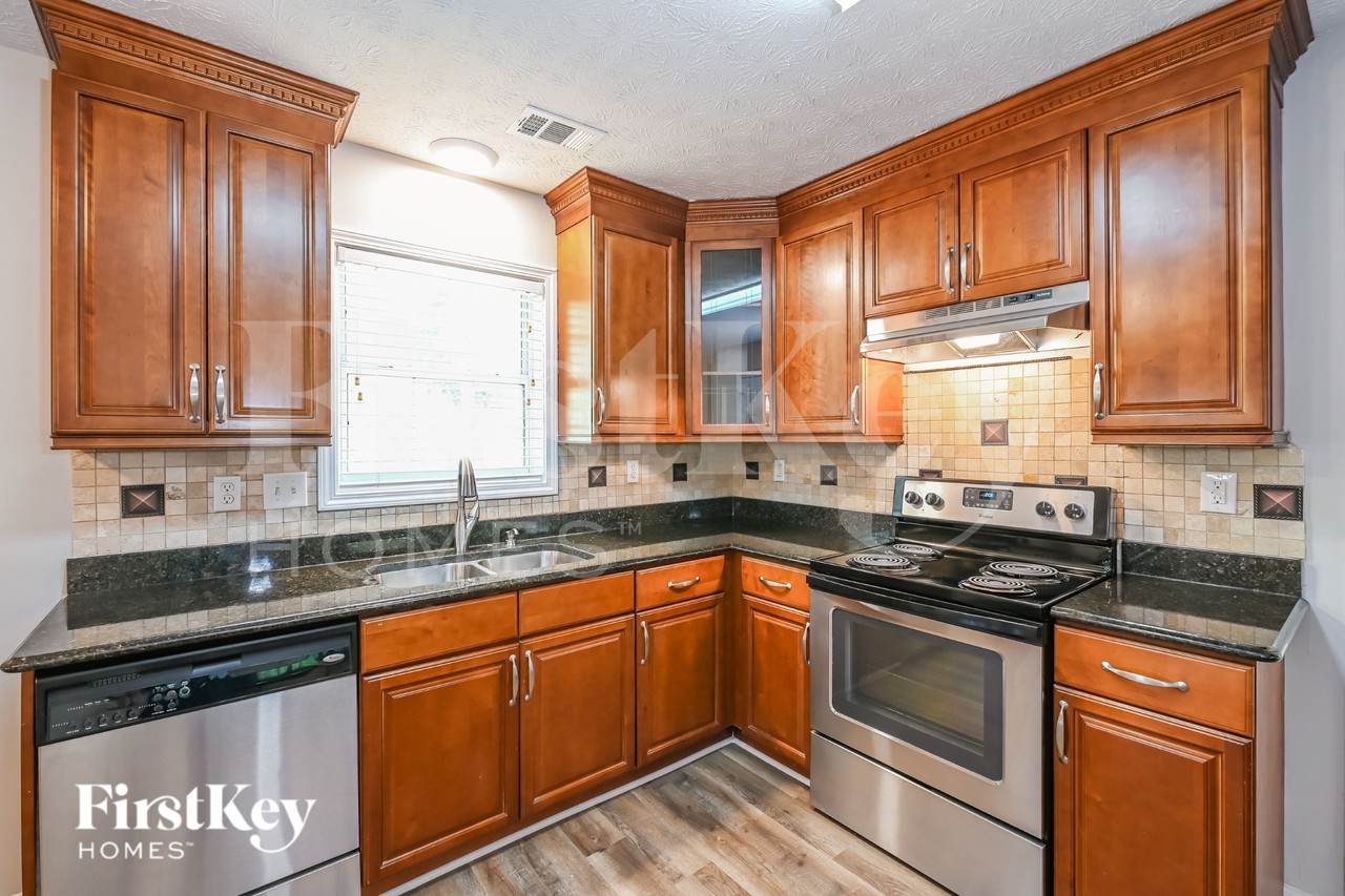 4285 Bradstone Trce Nw - Photo 6 of 15