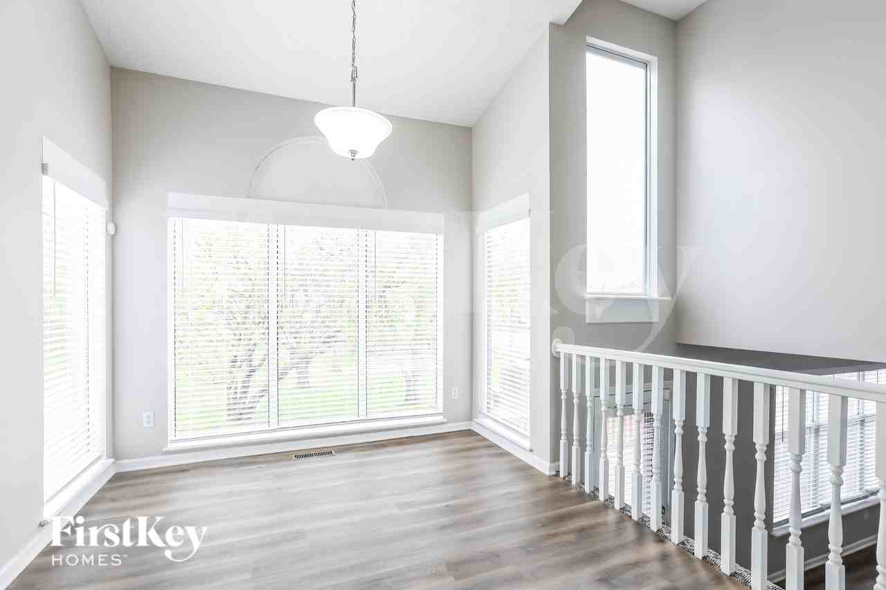632 Se Ashton Dr - Photo 5 of 15