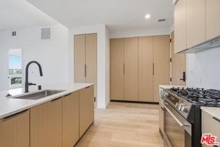 3555 Overland Ave #PH7 - Photo 3 of 8