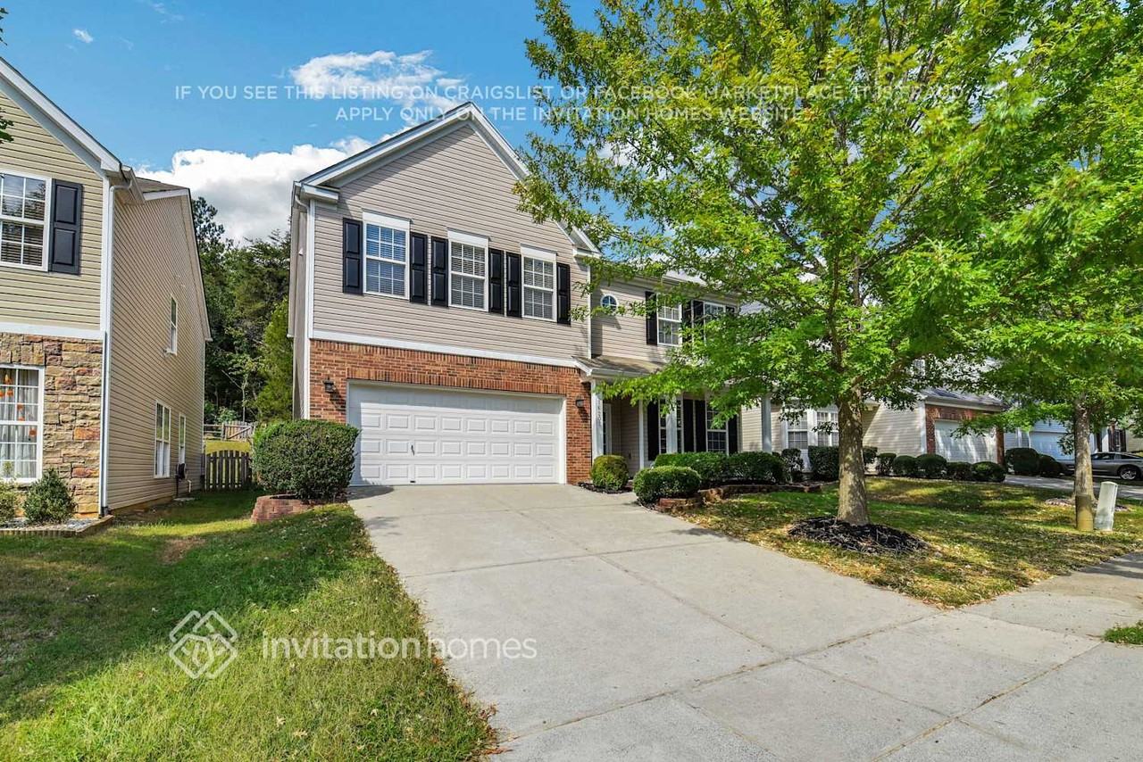 16207 Long Talon Way - Photo 2 of 31