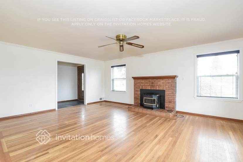 1706 3rd Ave Nw - Photo 4 of 20