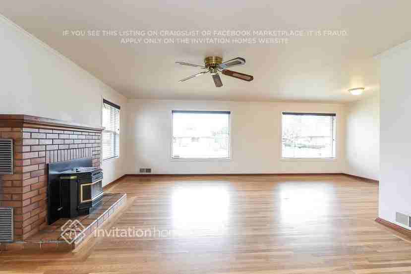 1706 3rd Ave Nw - Photo 5 of 20