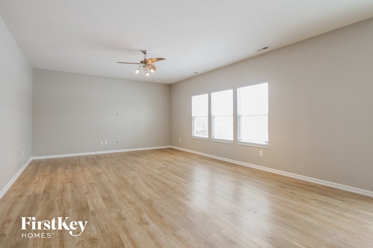 2482 Cabin Hill Road - Photo 2 of 15
