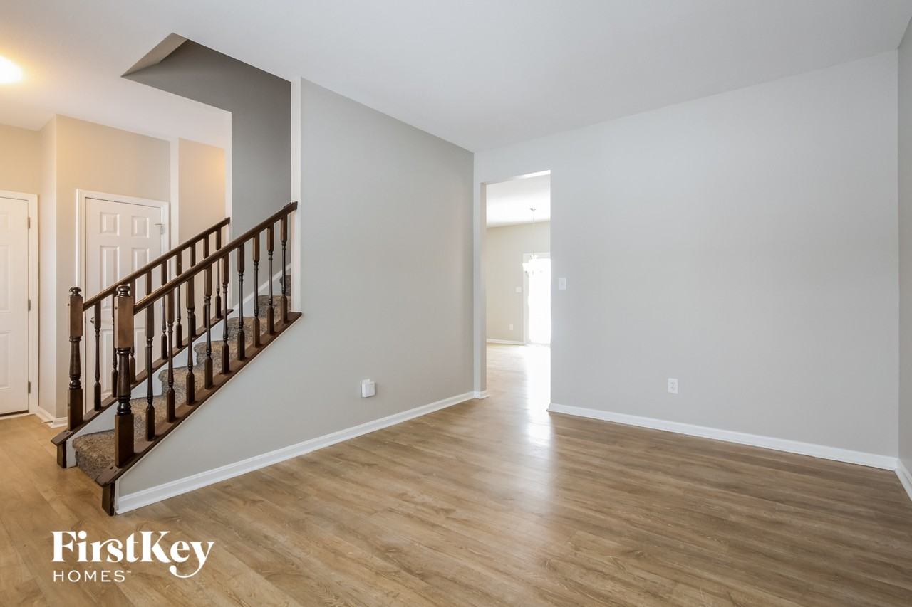 2482 Cabin Hill Road - Photo 5 of 15