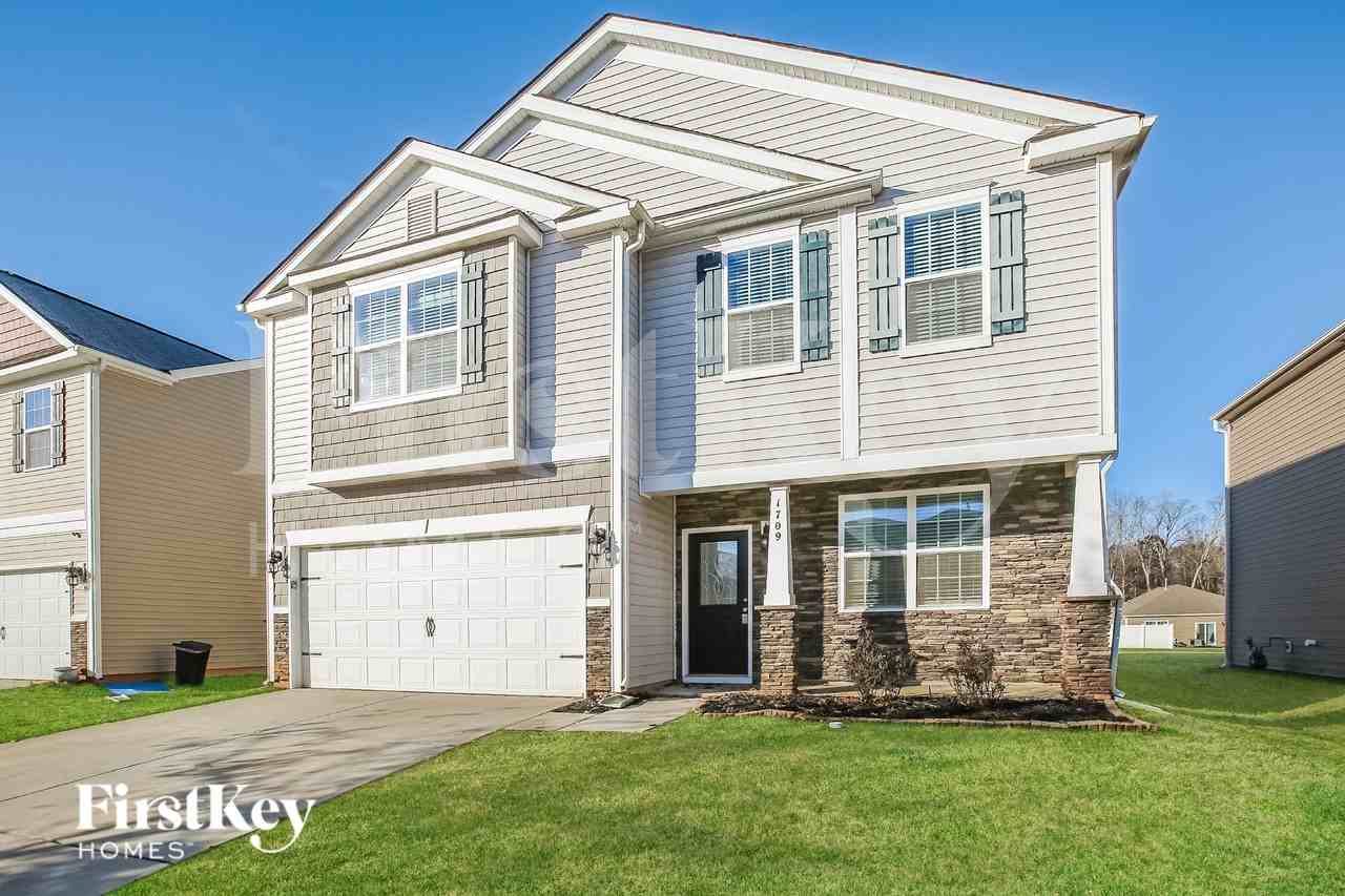 1709 Savory Ln - Photo 2 of 16