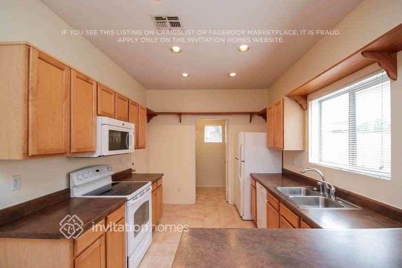 2713 E La Costa Dr - Photo 7 of 15