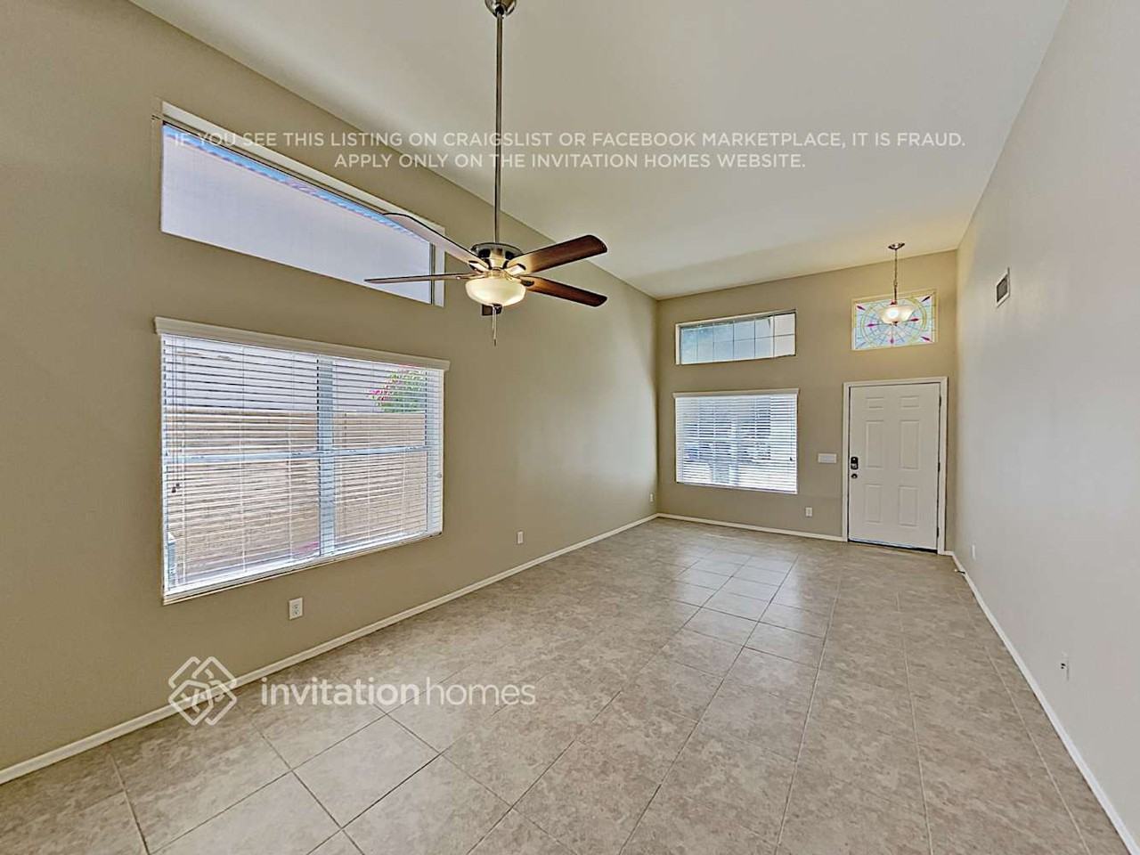 5064 E Catalina Ave - Photo 4 of 15