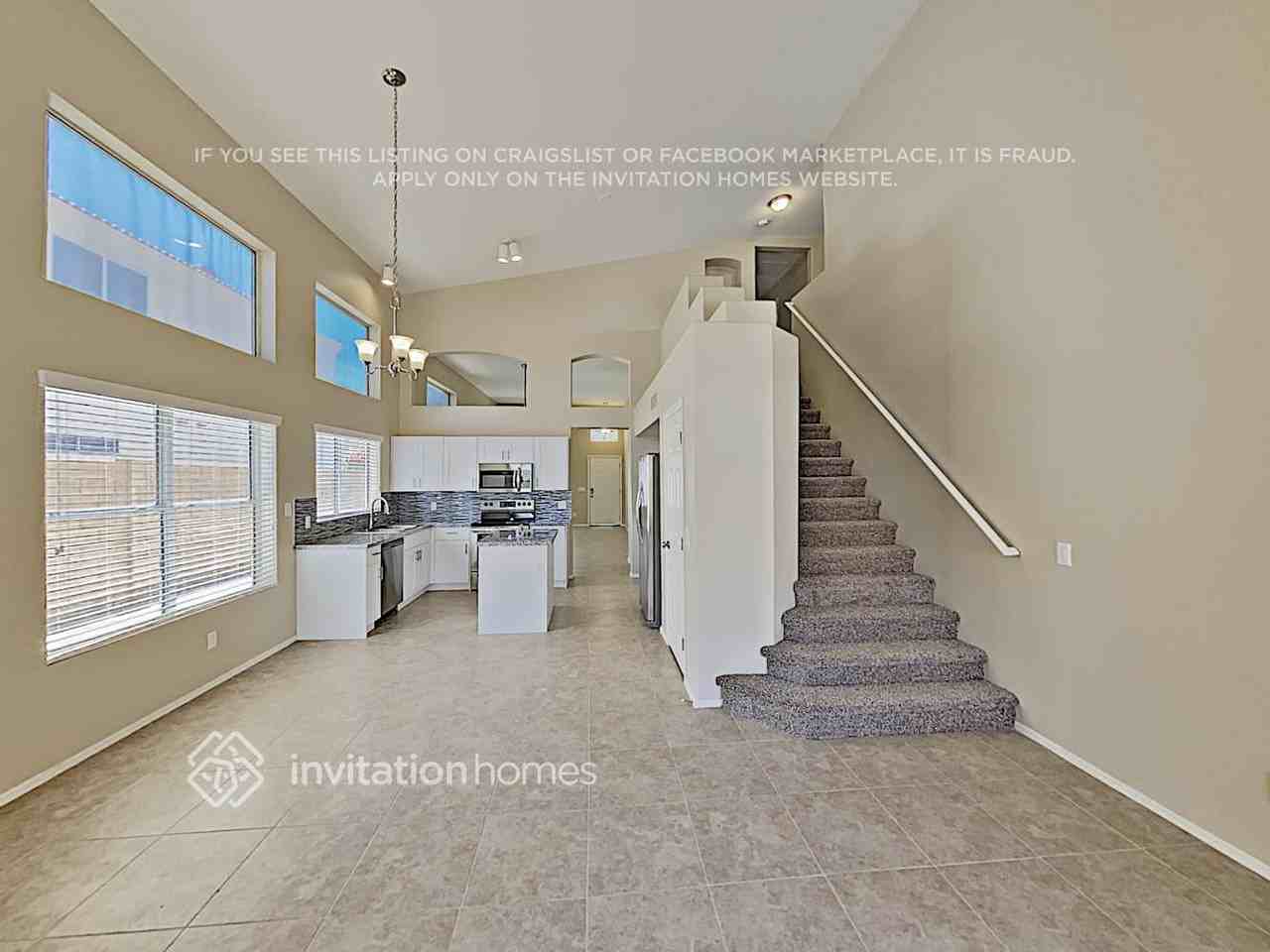 5064 E Catalina Ave - Photo 6 of 15