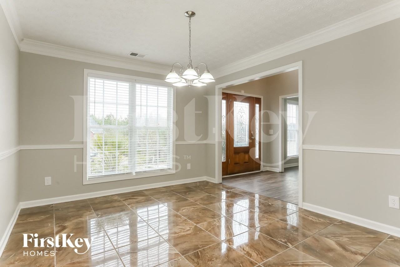 1294 Oak Knoll Ct - Photo 4 of 15