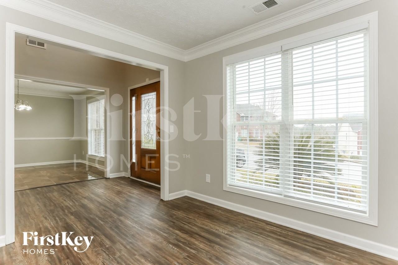 1294 Oak Knoll Ct - Photo 5 of 15