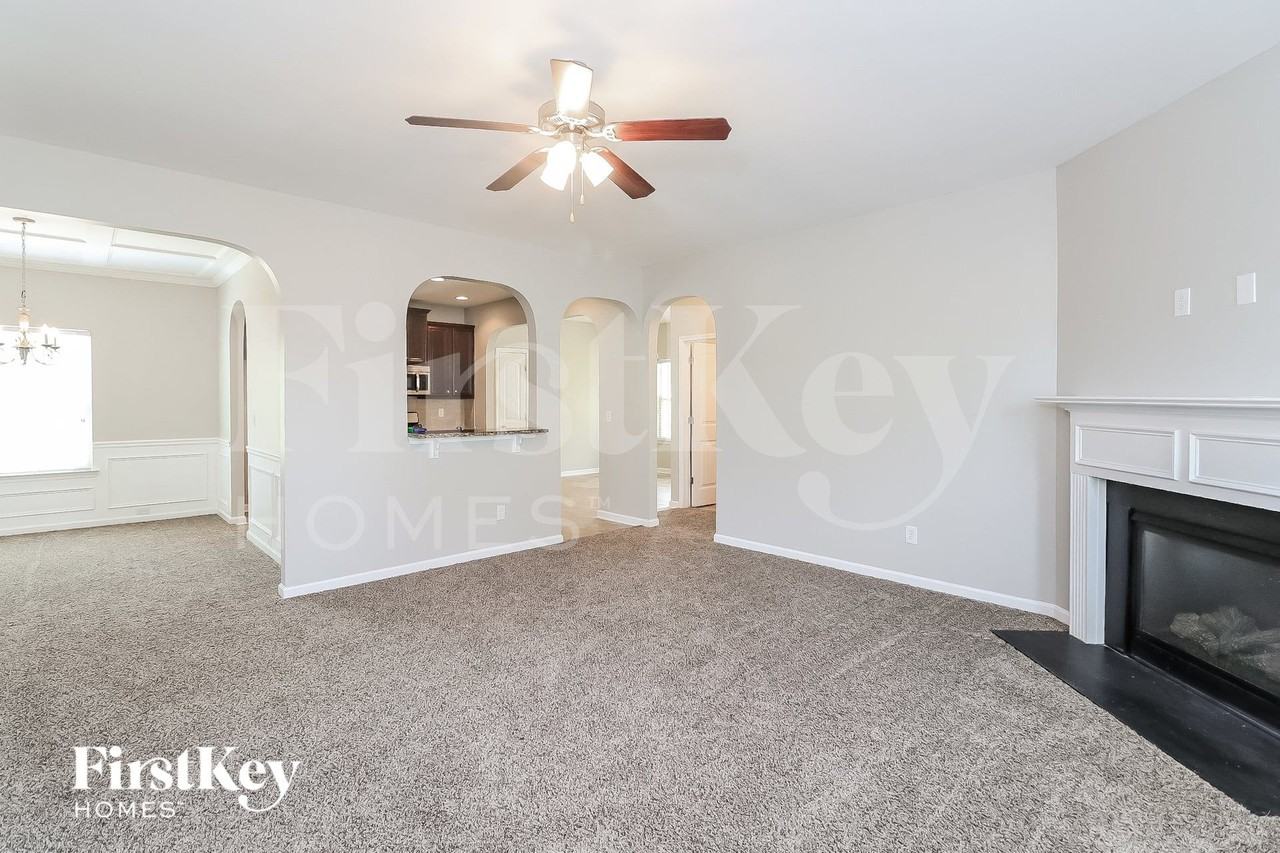 7807 Wrotham Cir - Photo 2 of 15