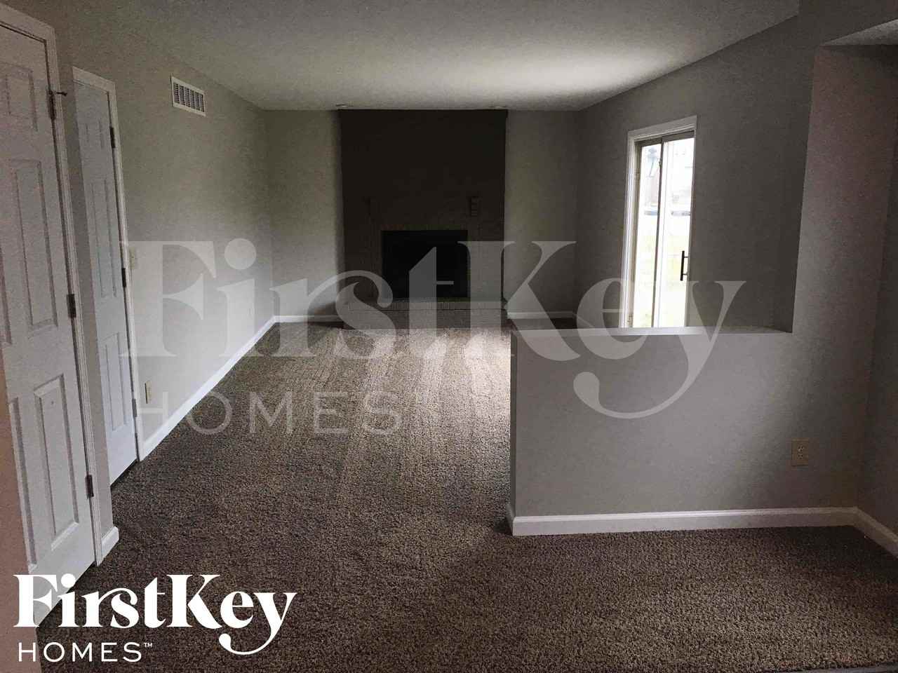 875 Millers Run Ct - Photo 2 of 24