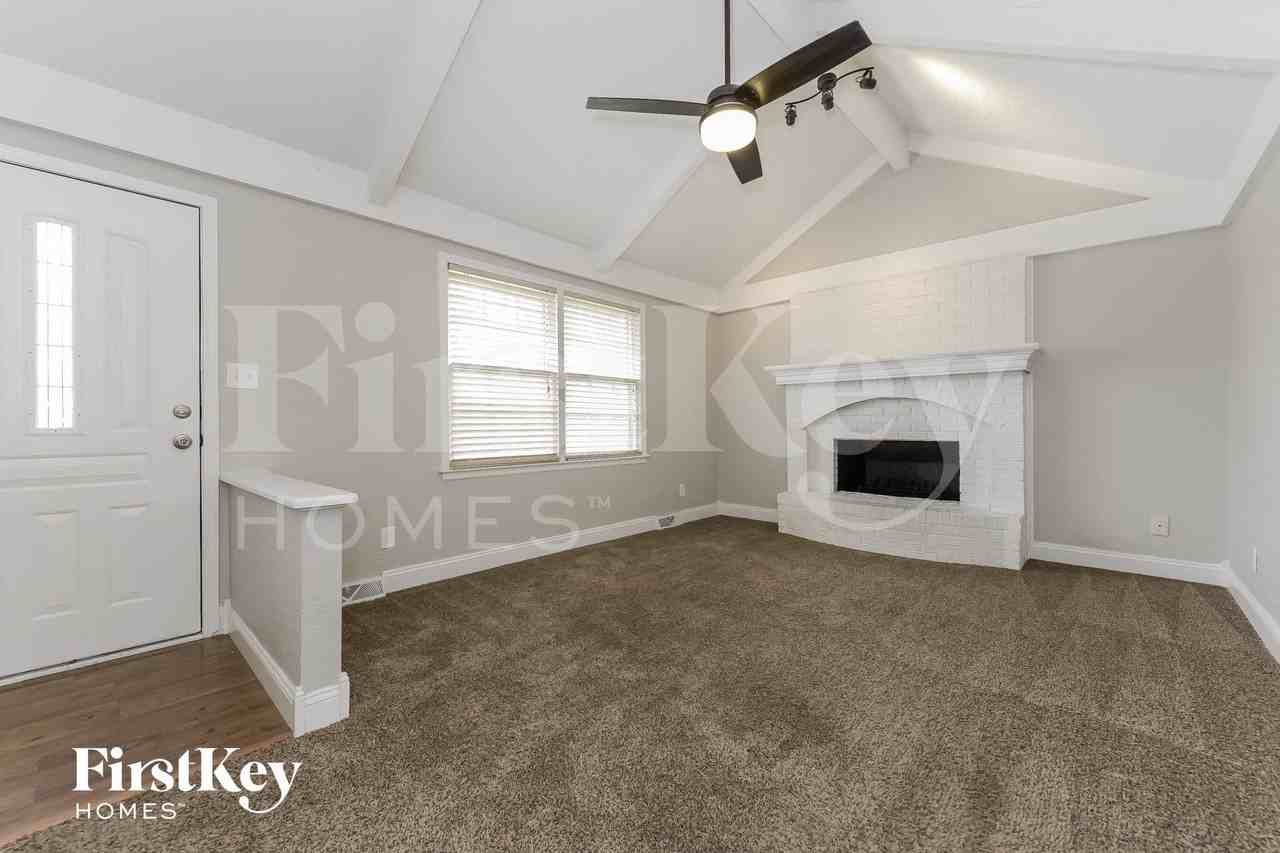 6712 Nw Sioux Dr - Photo 3 of 15