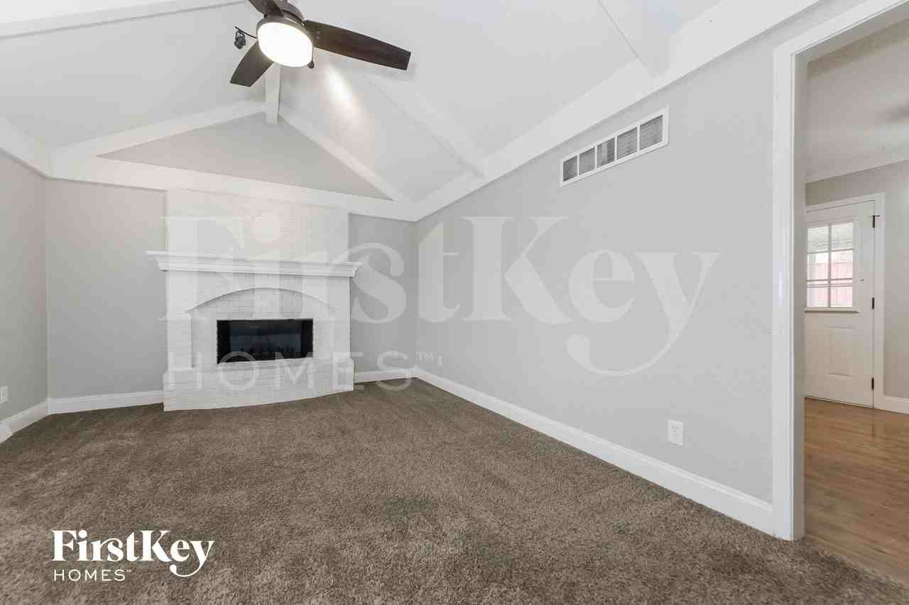 6712 Nw Sioux Dr - Photo 4 of 15