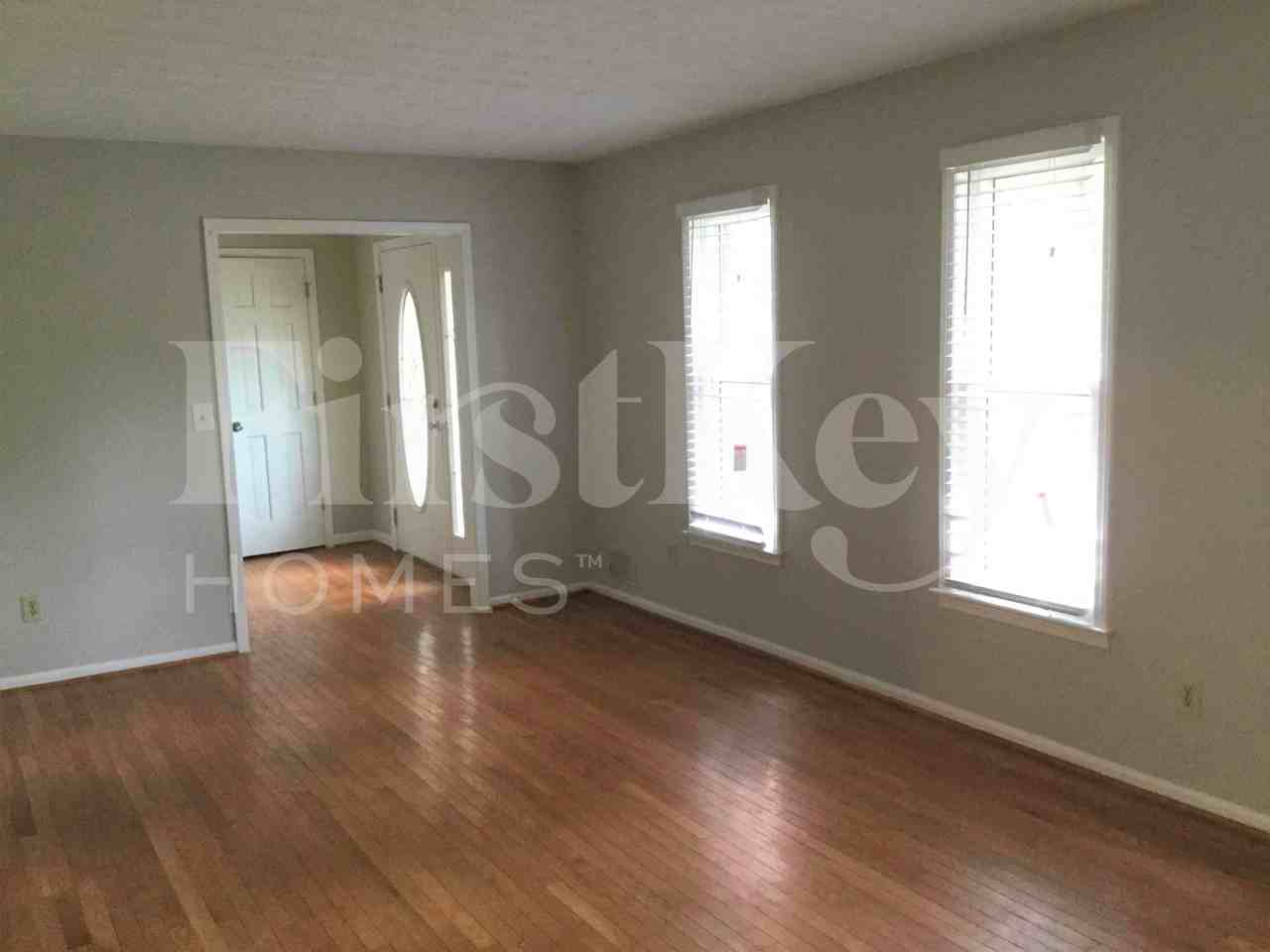 455 Ohern Ct - Photo 2 of 14