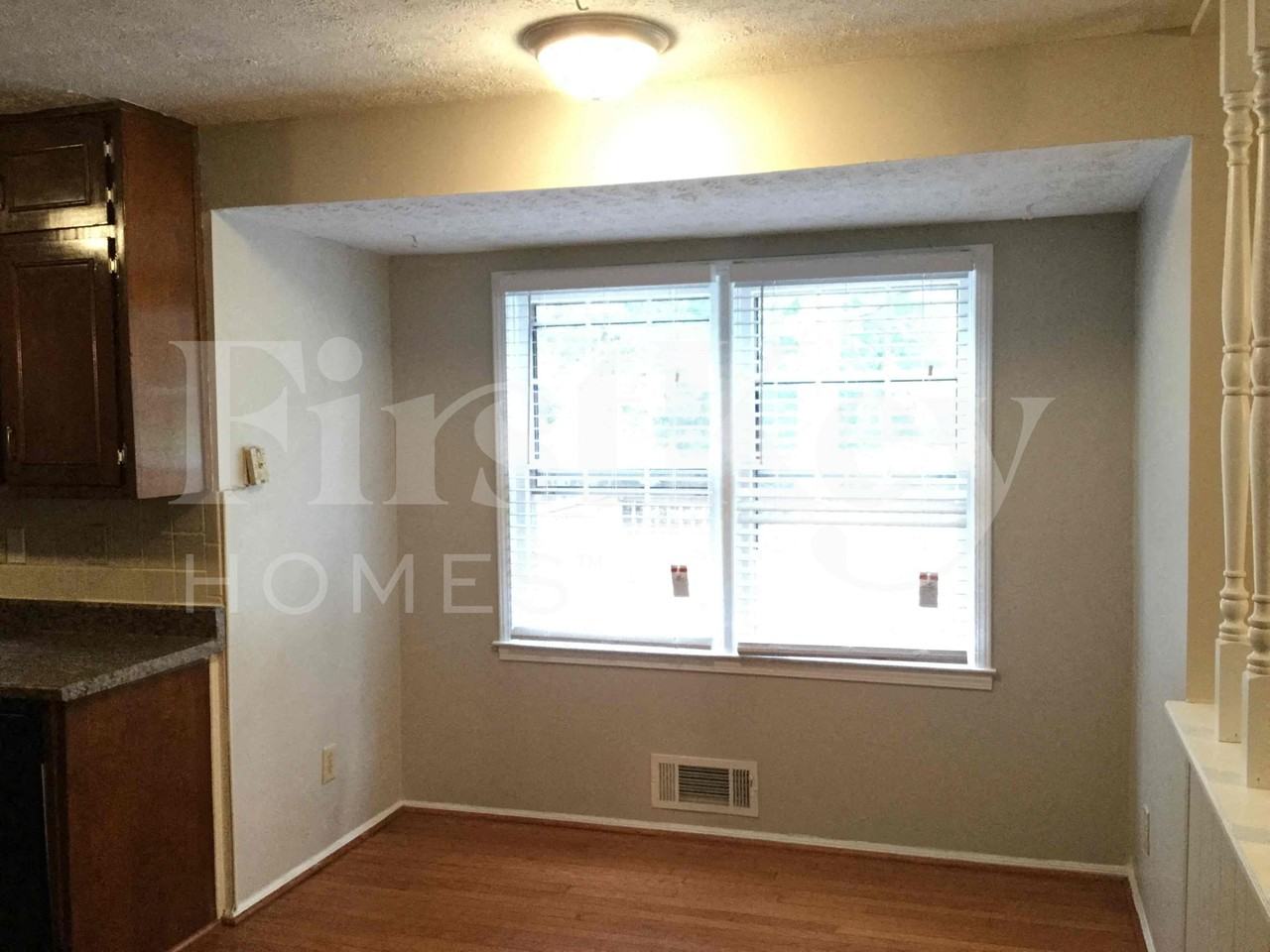 455 Ohern Ct - Photo 5 of 14