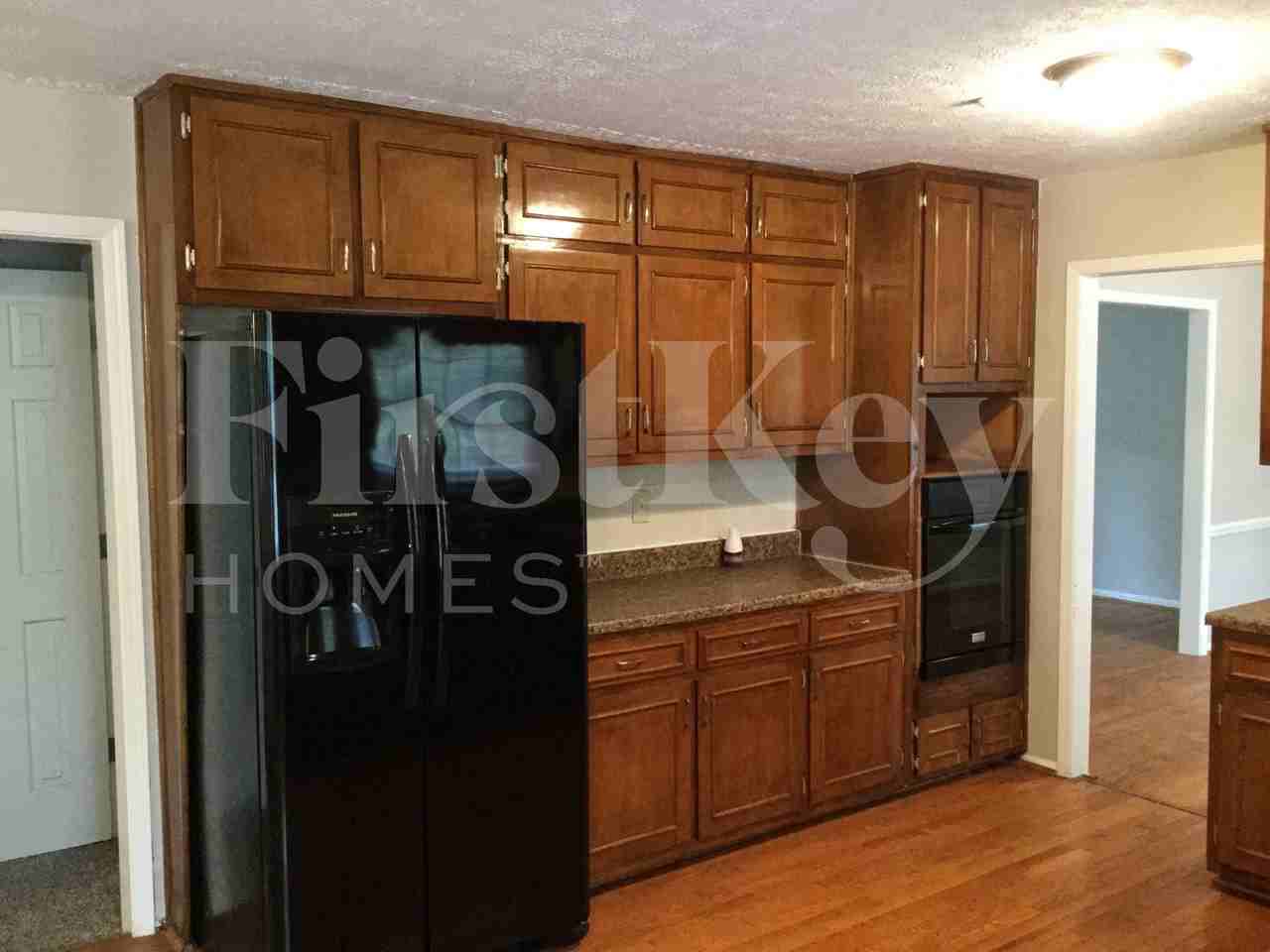 455 Ohern Ct - Photo 7 of 14