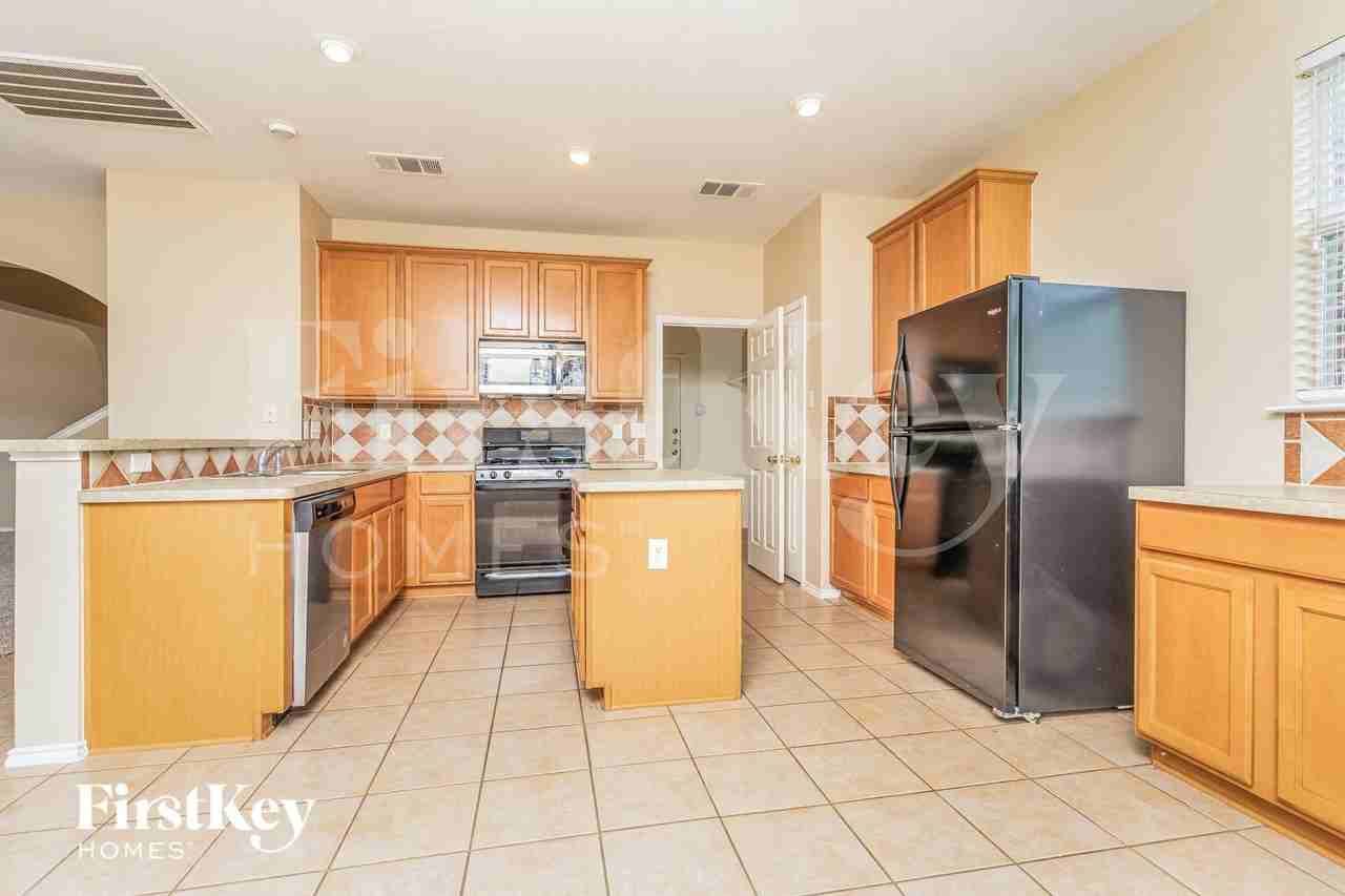 4000 Drexmore Rd - Photo 5 of 15