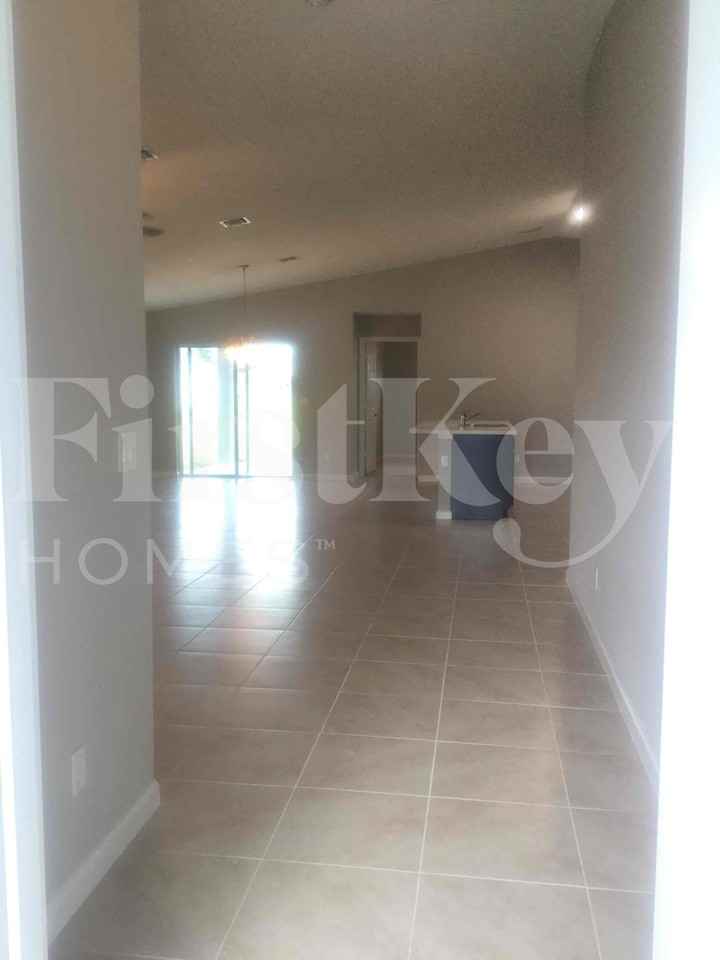 3549 Sw Rosardo St - Photo 2 of 41