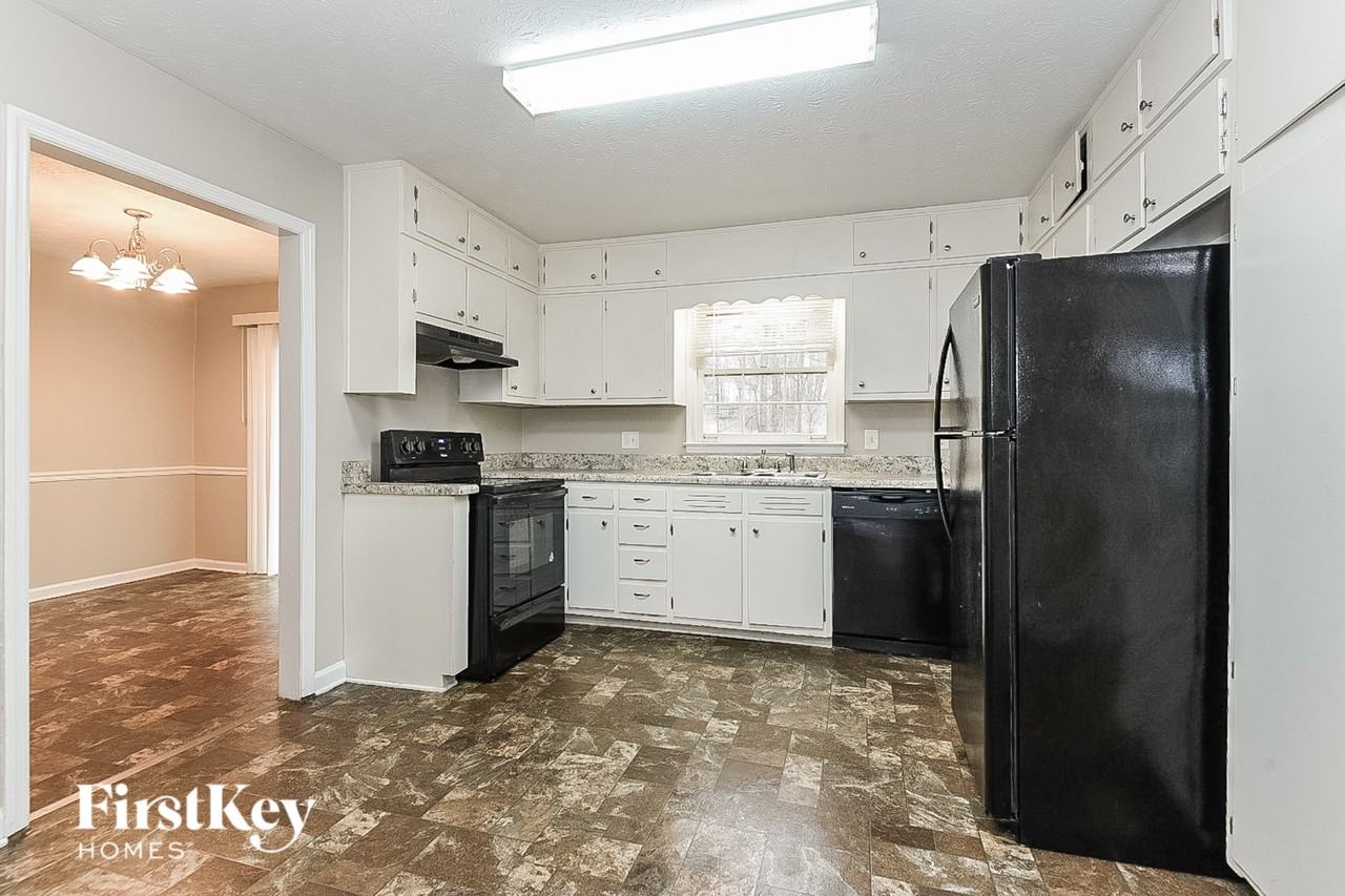 2661 Oxbow Way Sw - Photo 5 of 15