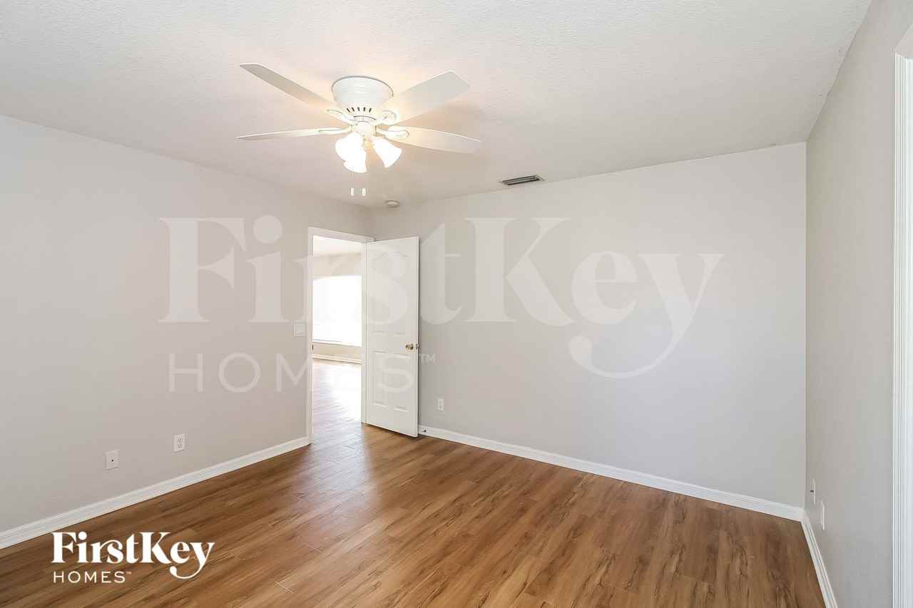 2486 Malibu Ln - Photo 7 of 16