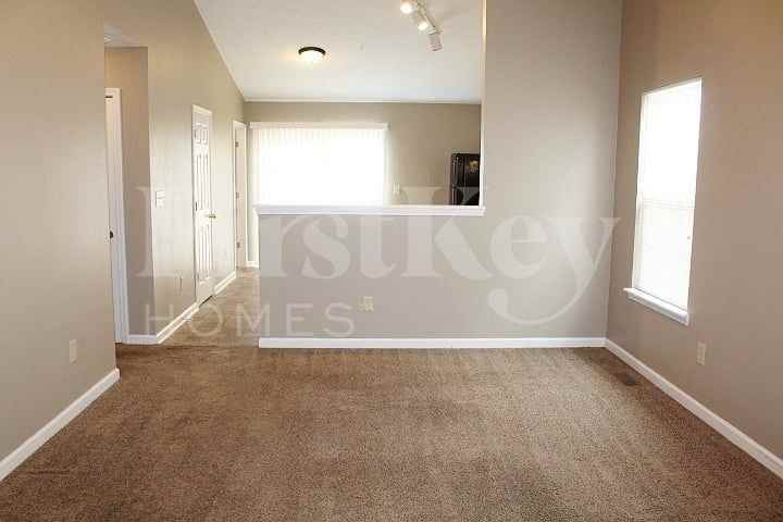 2312 Layton Park Dr - Photo 6 of 24