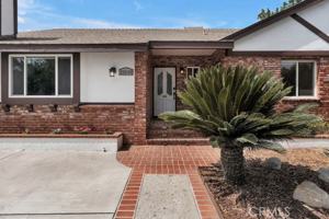 featured image of 20540 Keswick St