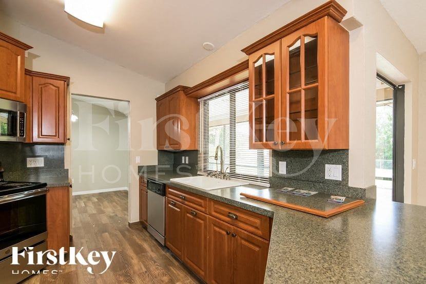 17365 Holmes Ave - Photo 5 of 15