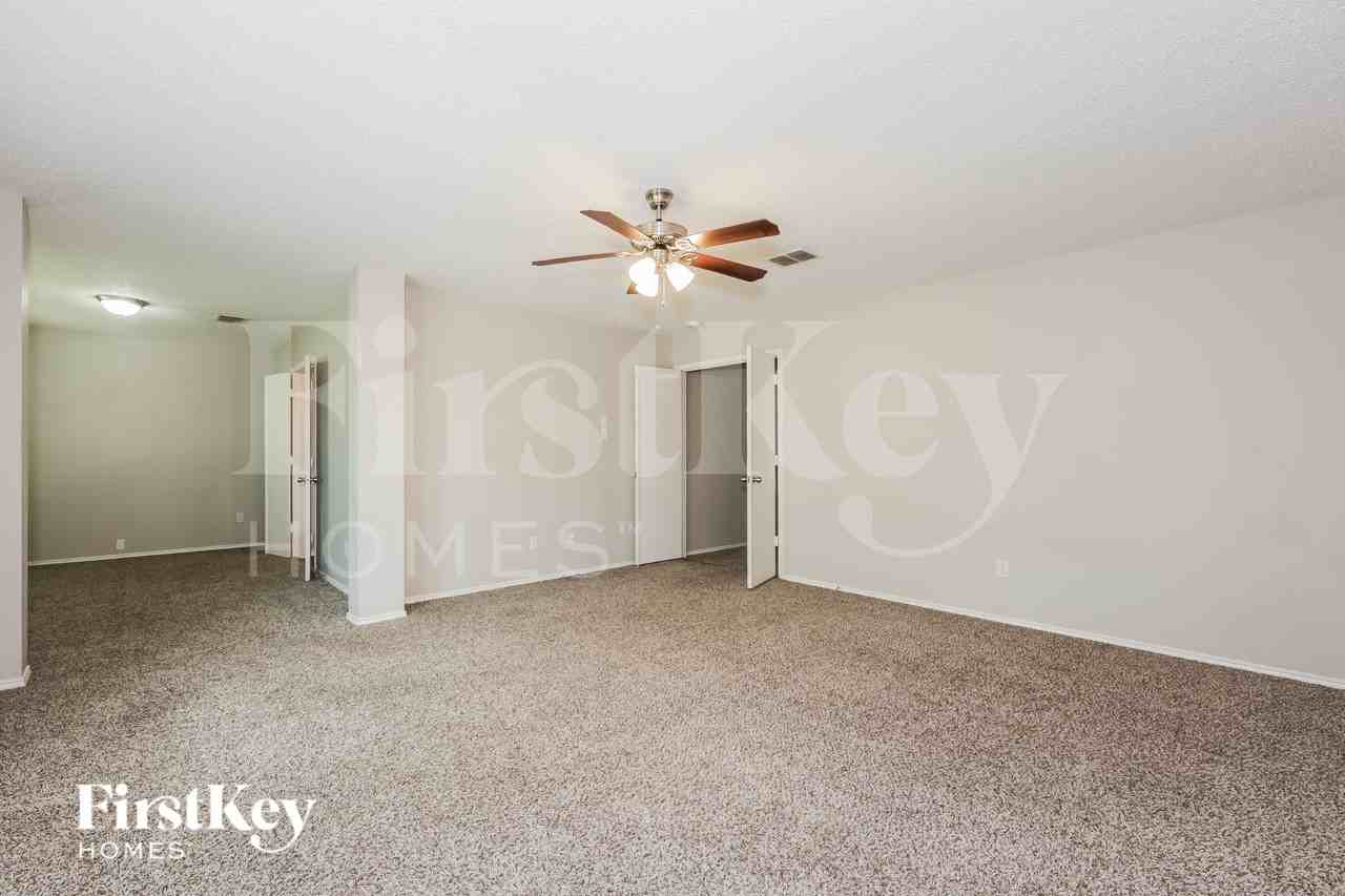1273 Longleaf Dr - Photo 6 of 16