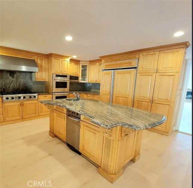 16545 Park Lane Cir - Photo 5 of 7