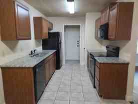 7326 Ne Loop 820 - Photo 1 of 1