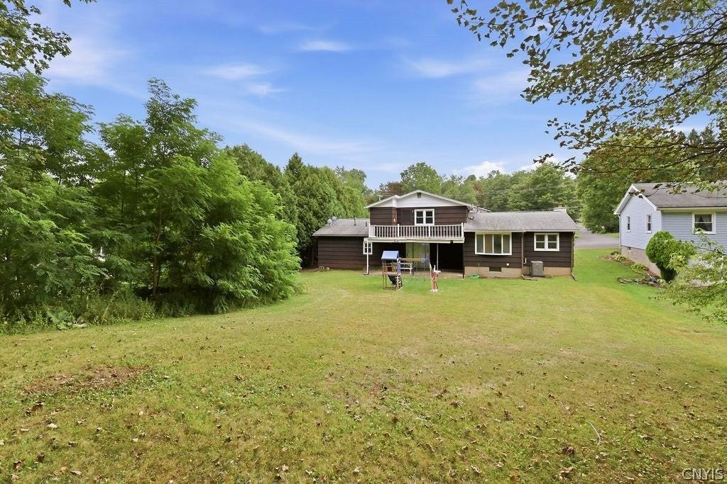 115 Saybrook Ln - Photo 2 of 39