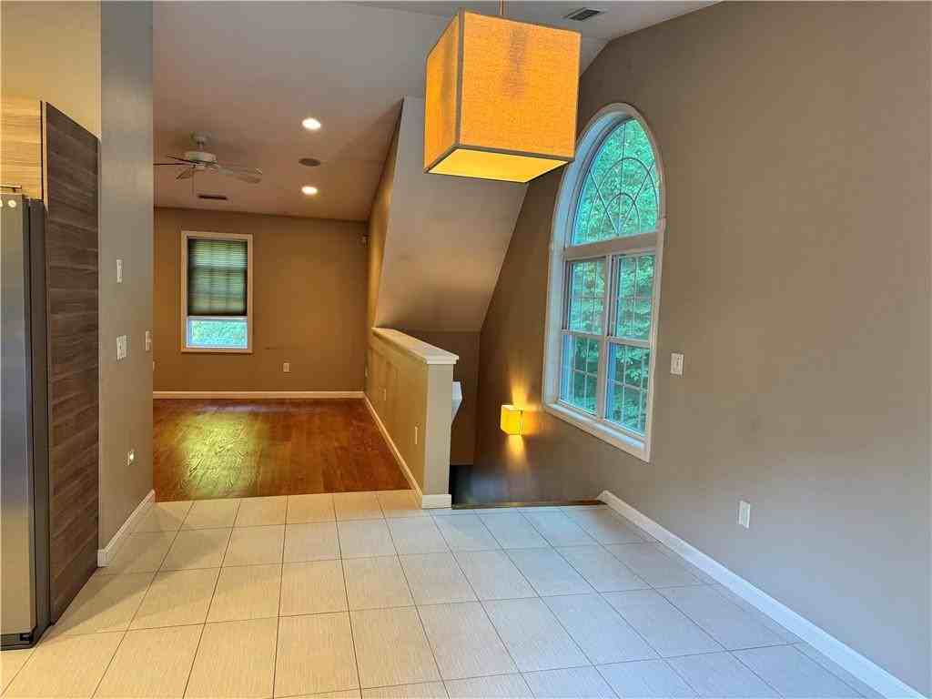 11 Old Greenville Rd - Photo 4 of 13