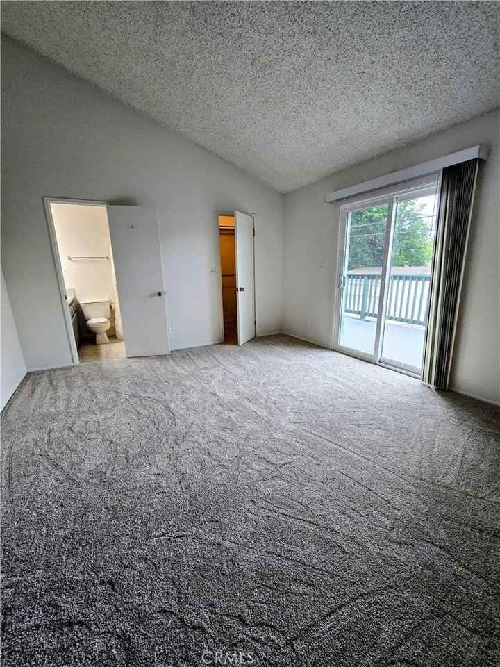 437 E Commonwealth Ave - Photo 7 of 13