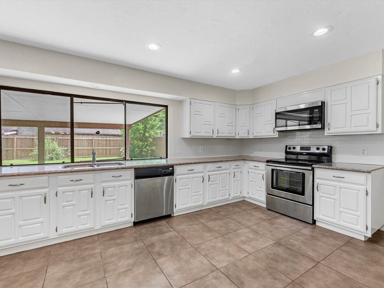 16811 Grouse Moor Dr - Photo 5 of 17