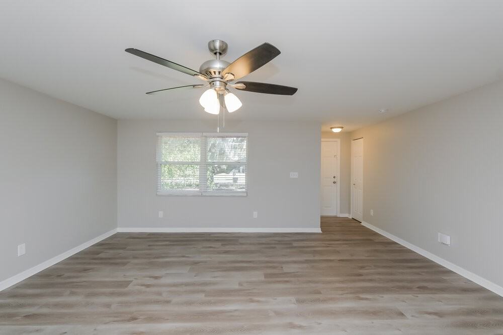 4107 Canoga Park Dr - Photo 3 of 16