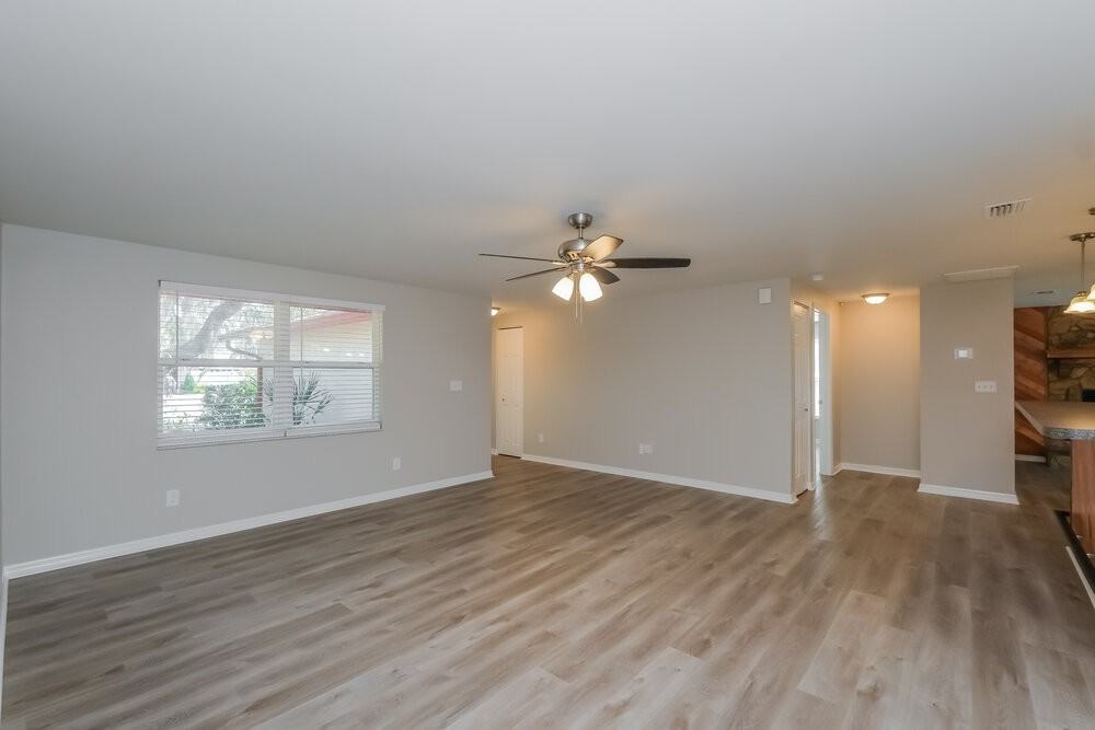 4107 Canoga Park Dr - Photo 4 of 16