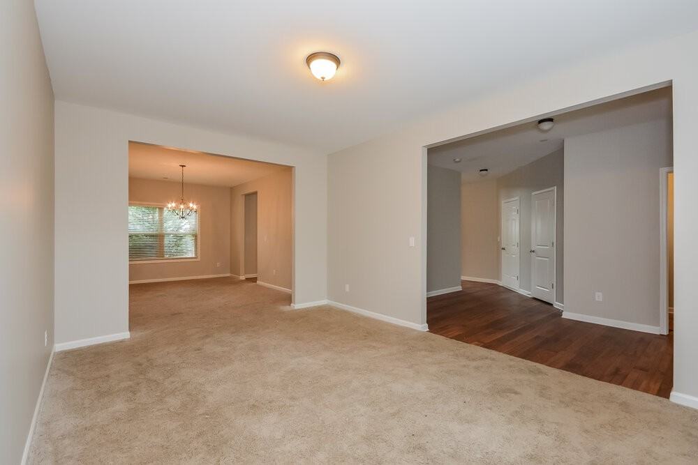 3850 Cameron Trl Se - Photo 7 of 17