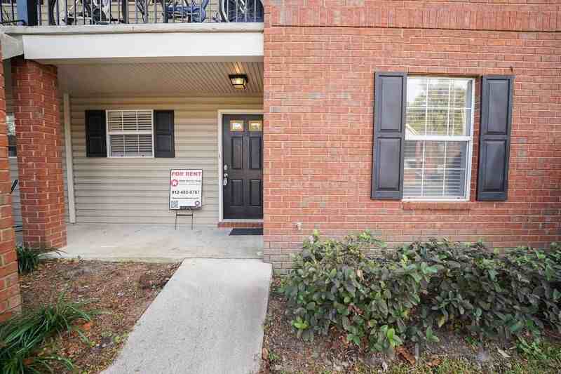 211 Edgewater Rd #20 - Photo 5 of 23