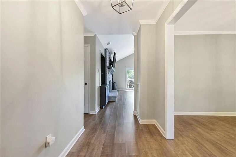 154 Mackay Dr - Photo 5 of 29
