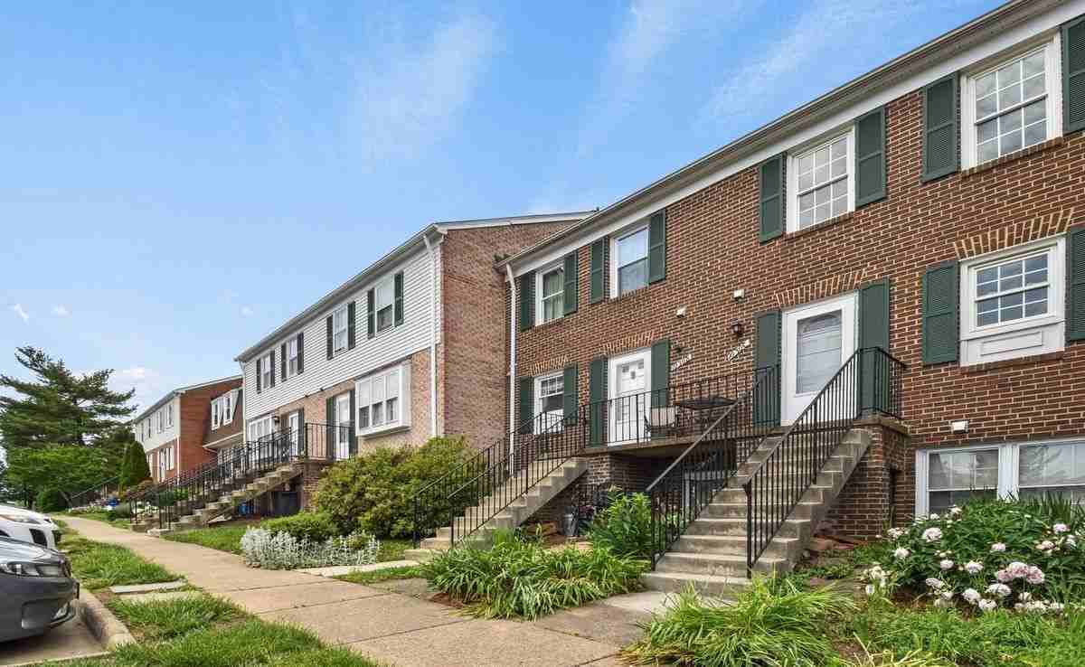 1030 Brixton Ct ##C - Photo 2 of 25