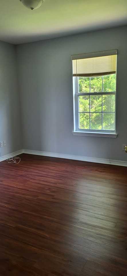 65 6th Ave - Photo 4 of 10