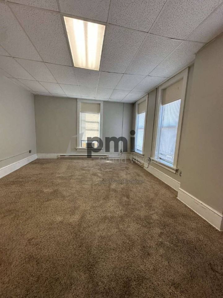 601 1 2 Monroe Ave #5 - Photo 7 of 14