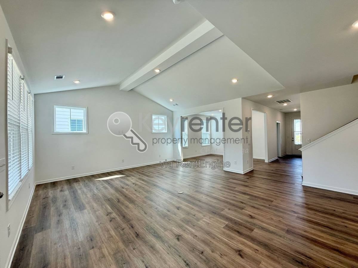 7750 Mistflower Cir - Photo 3 of 20