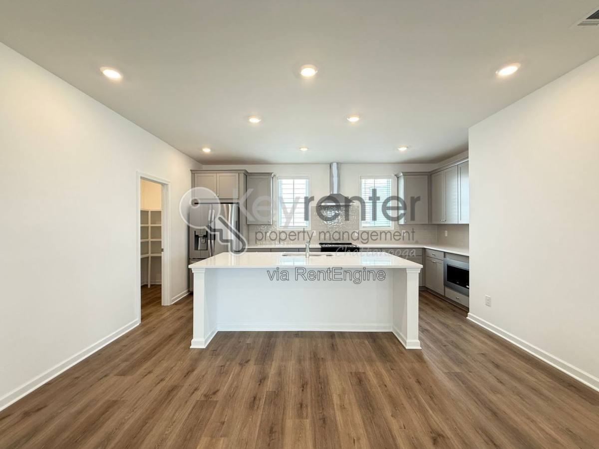 7750 Mistflower Cir - Photo 4 of 20