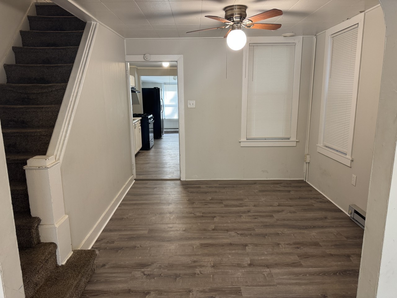 420 N Partridge St - Photo 5 of 10