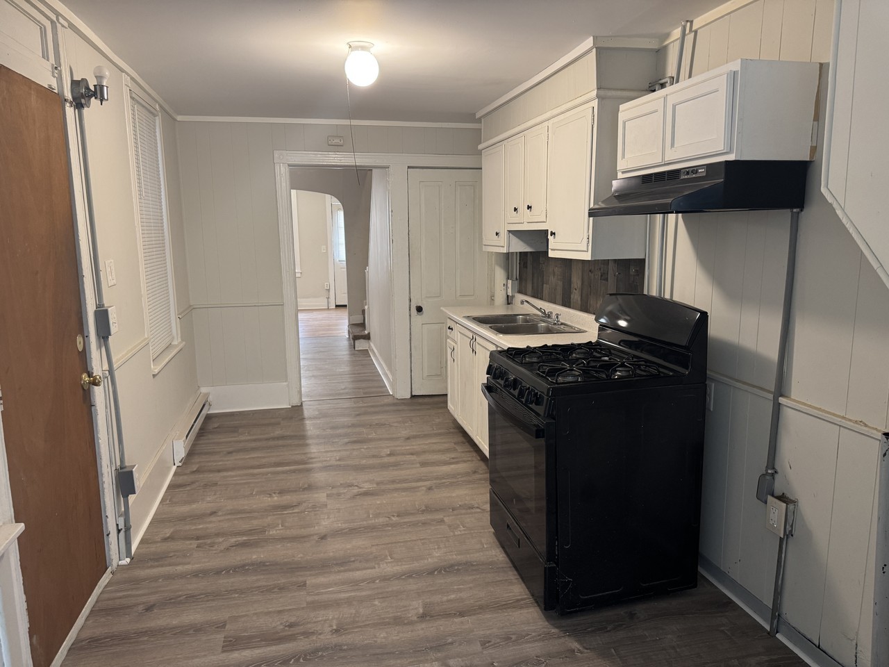 420 N Partridge St - Photo 7 of 10