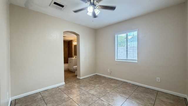 1038 N 25th Pl - Photo 3 of 12