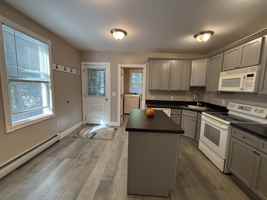 featured image of 1744 Farmington Ave #1