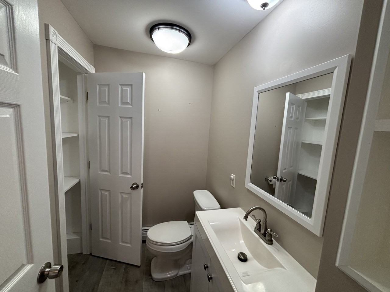 1744 Farmington Ave #1 - Photo 3 of 20